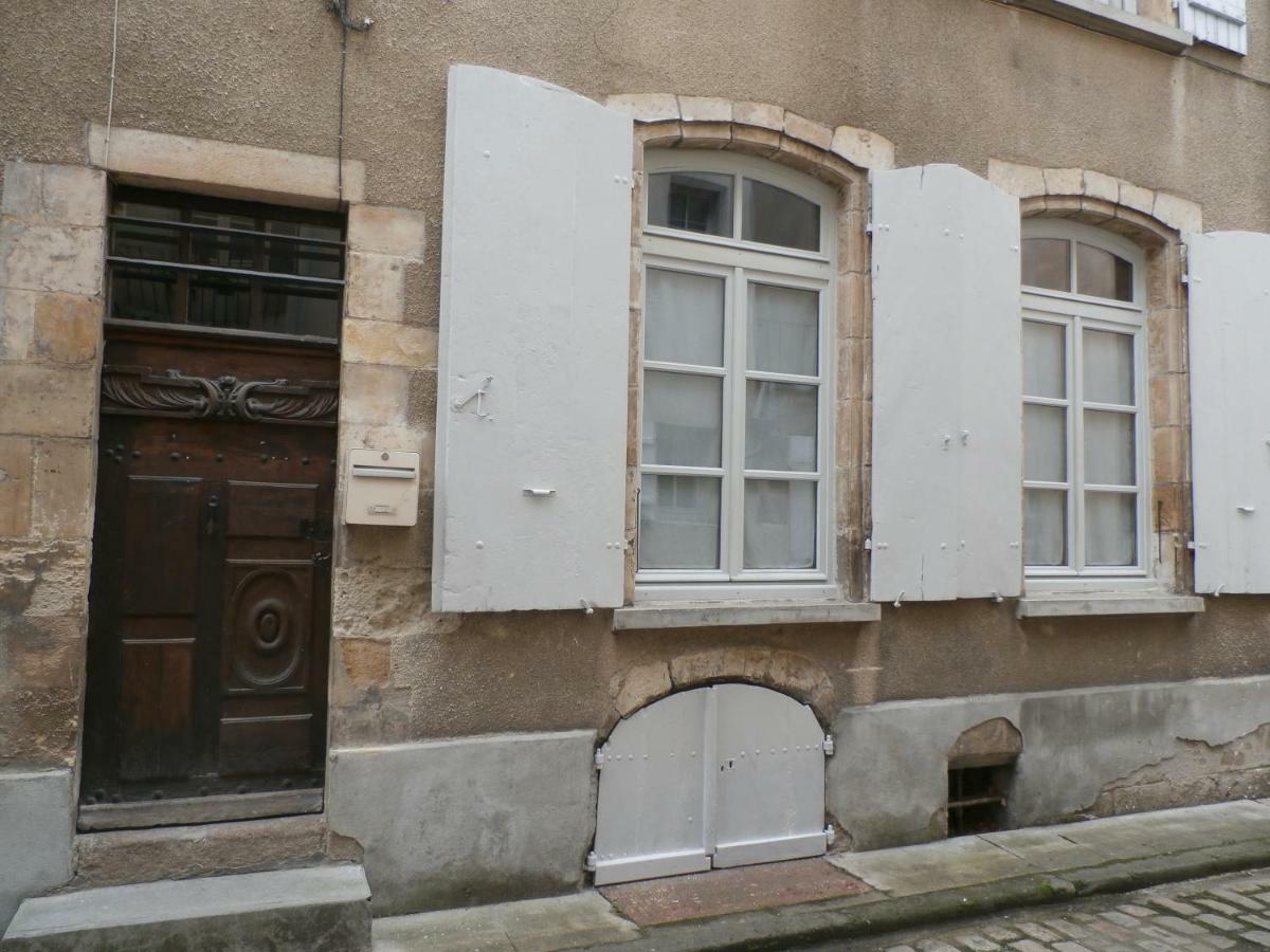 Appartement Le Logis XVIIème à Moulins  Extérieur photo