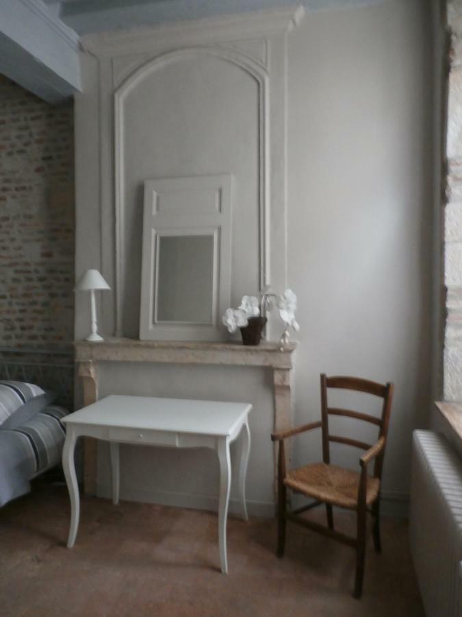 Appartement Le Logis XVIIème à Moulins  Extérieur photo